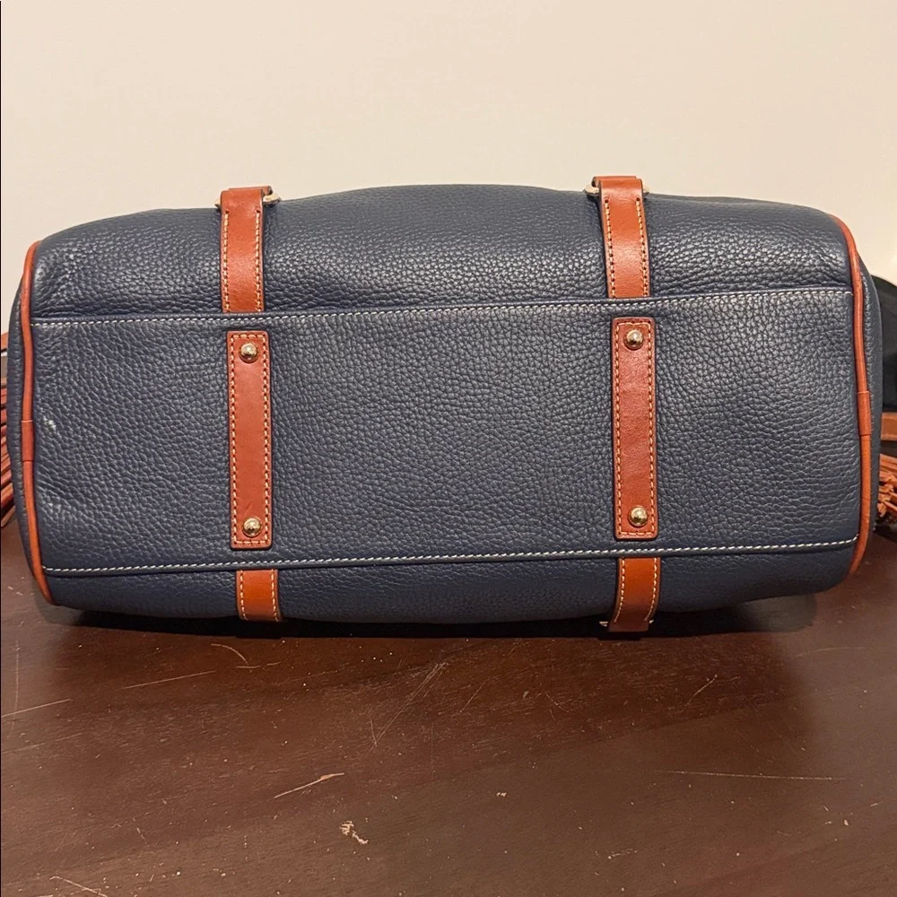 Dooney & Bourke Large Navy Pebble Grain Satchel EUC - Picture 8 of 13